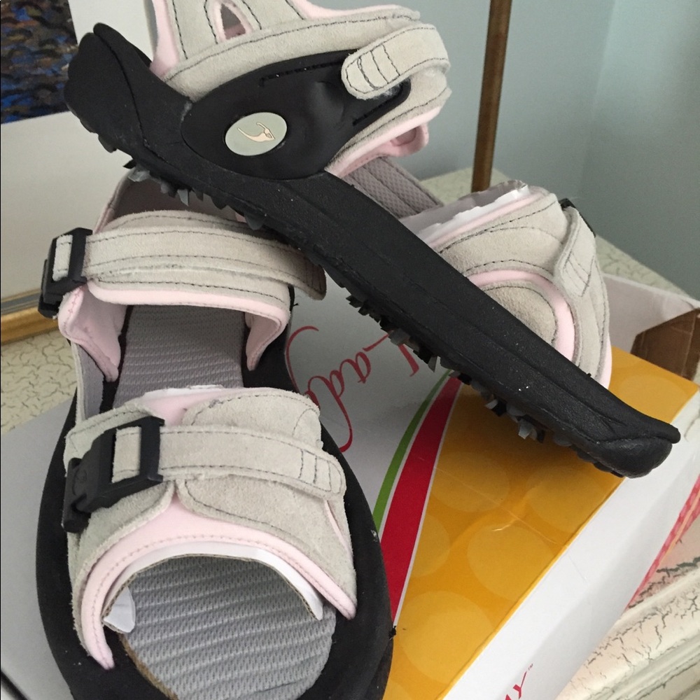 Women’s Golf Sandals Size 8